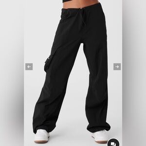 🍂FALL EDIT🍂 - Alo High Waisted Cargo